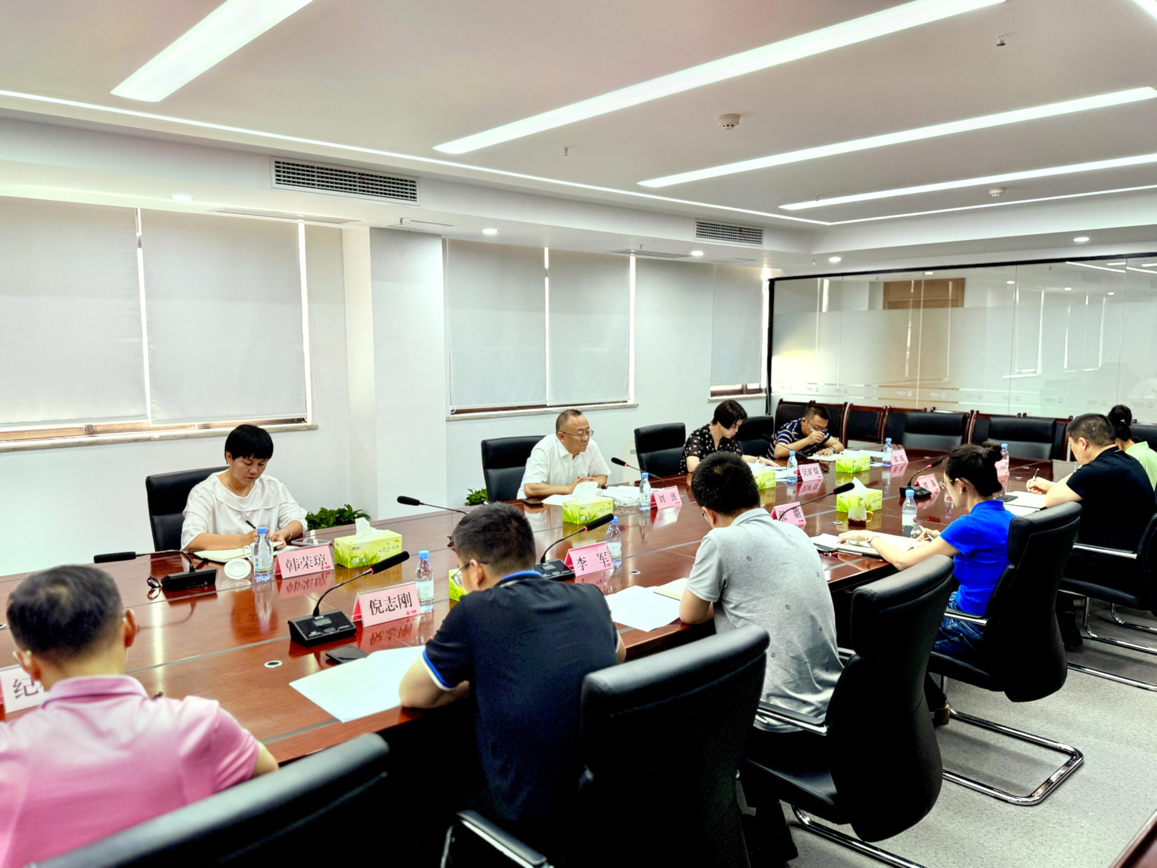 市農(nóng)投集團(tuán)黨委書記、董事長劉波調(diào)研督導(dǎo)凱欣糧油、中墾牧乳業(yè)全面從嚴(yán)治黨工作